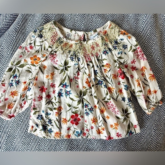 Old Navy Other - 🌼 Old Navy Floral Smocked Peasant Blouse – Girl’s XS (5)